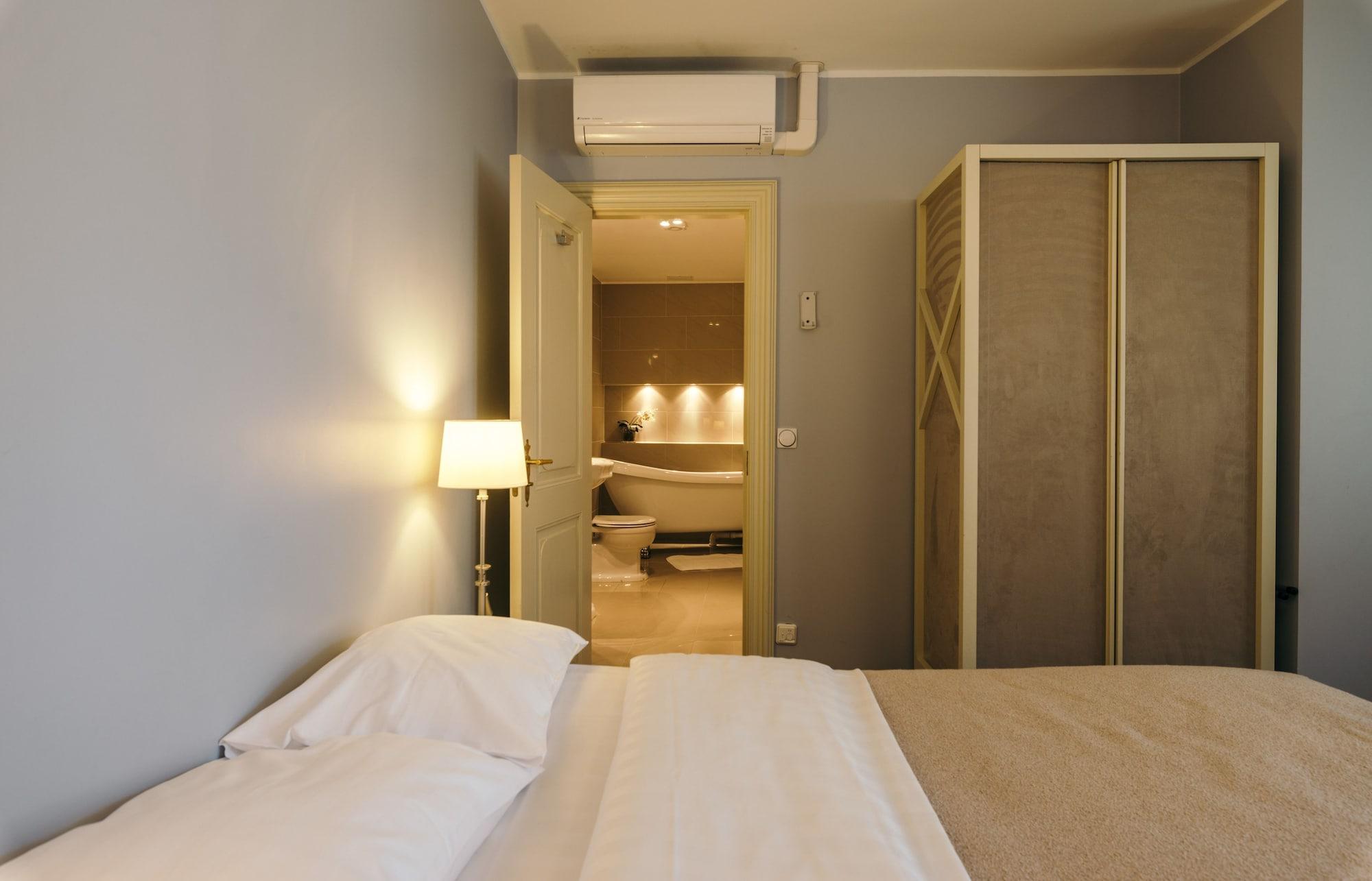 เมอร์ชานต์ เฮาส์ โฮเต็ล Hotel ทาลลินน์ ภายนอก รูปภาพ