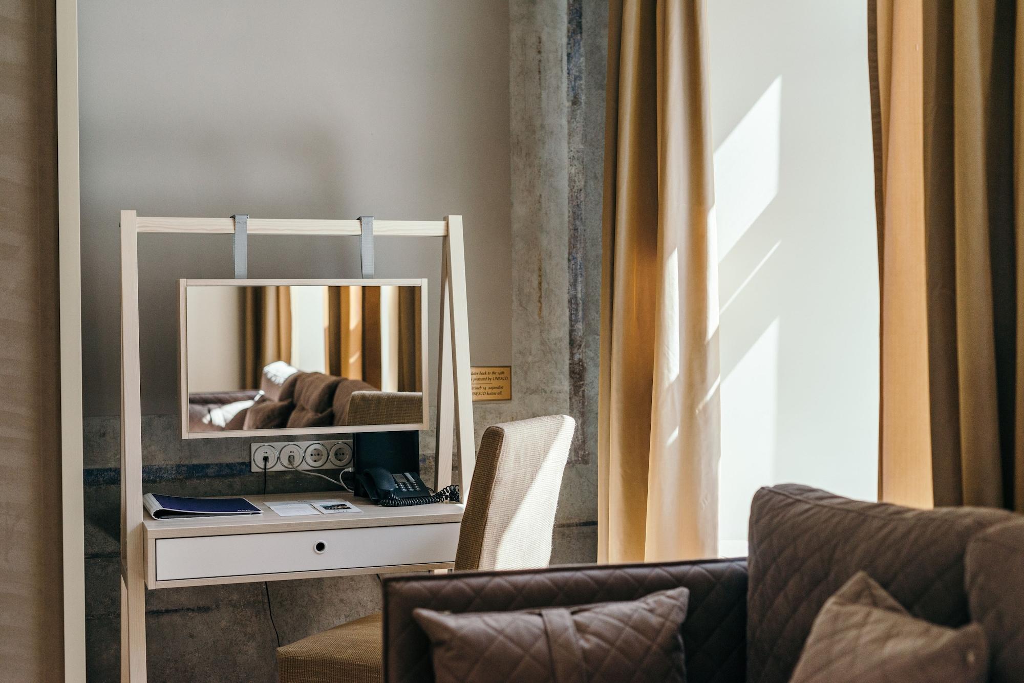 เมอร์ชานต์ เฮาส์ โฮเต็ล Hotel ทาลลินน์ ภายนอก รูปภาพ